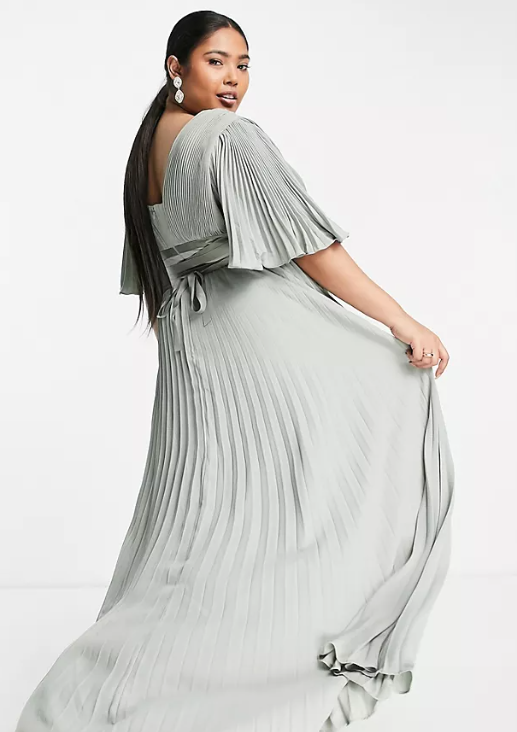 lichtgroene plus size jurk bruiloft